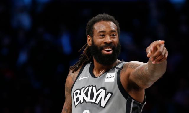 1629181797702051181.jpg usatsi_13883582.jpg